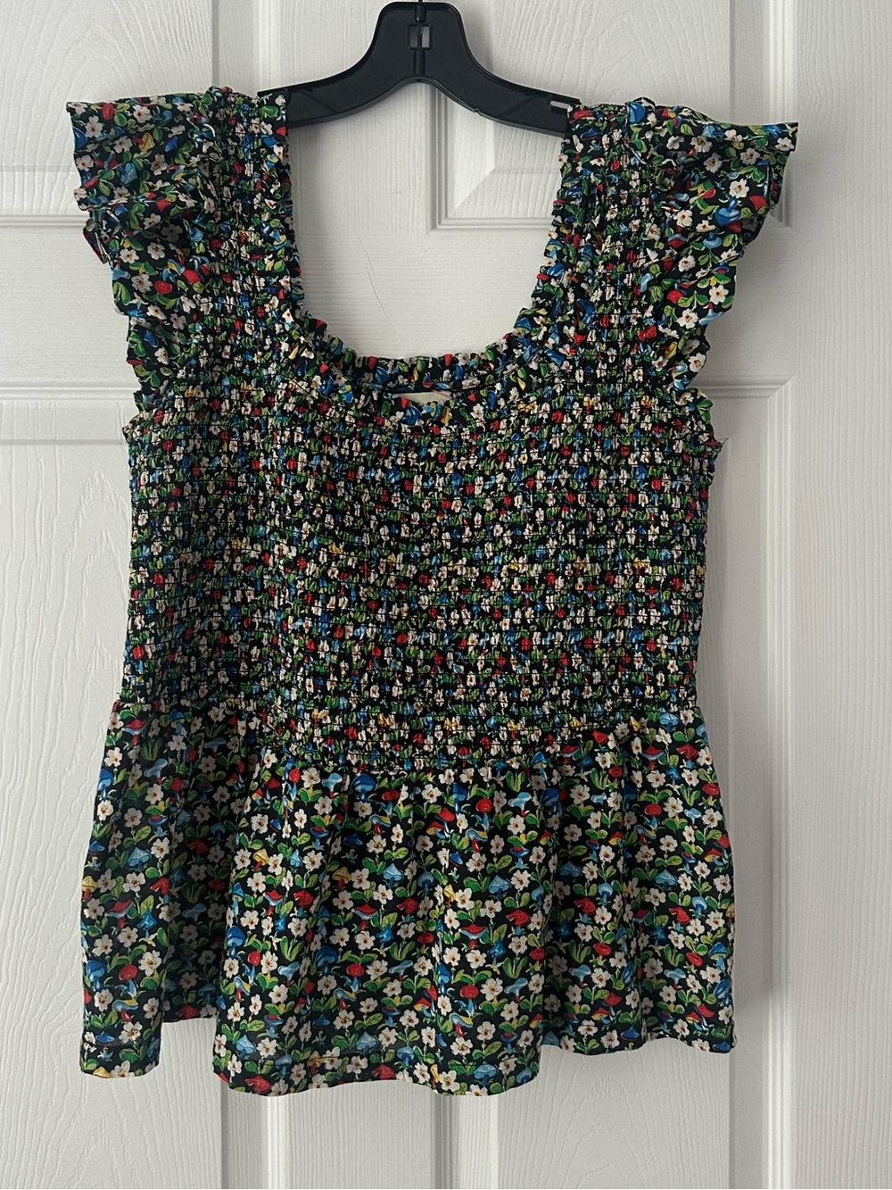 Tuckernuck rowen smocked ruffle XXL